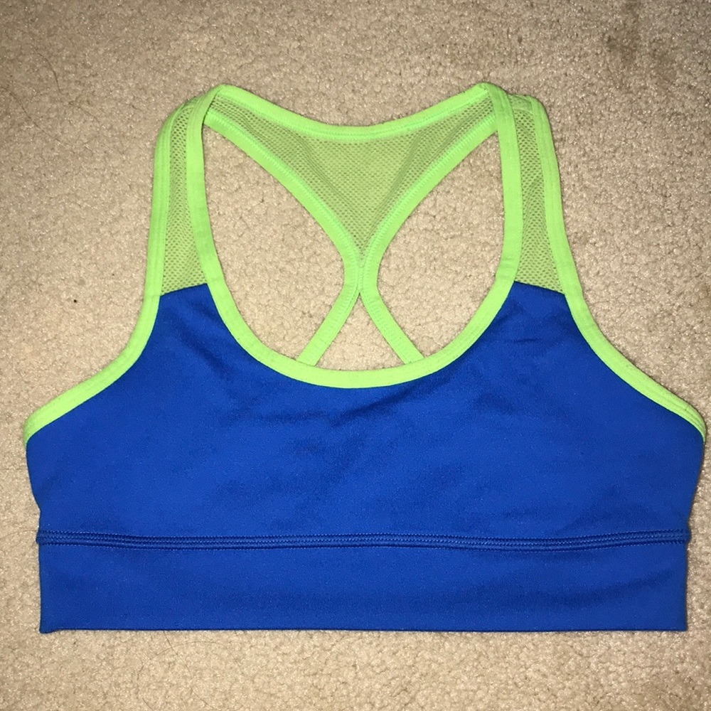 Gilly Hicks Sports bra
